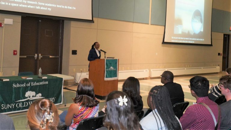 Award-winning academic visits SUNY Old Westbury to discuss racial literacy in education