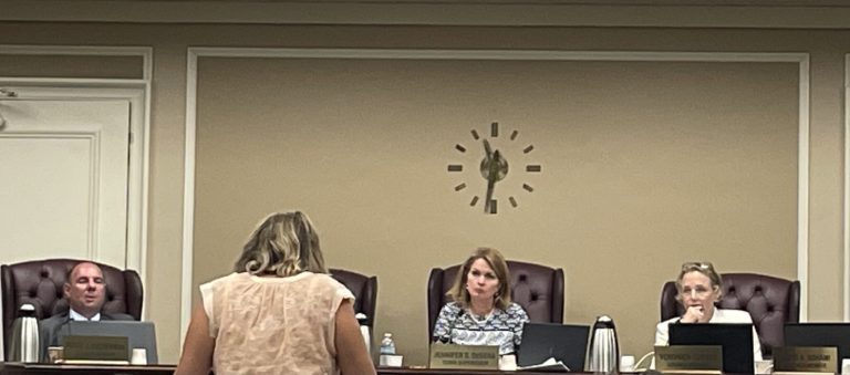 Town board hires ex-chief deputy comptroller for services during budget process, appoints interim comptroller Town board hires ex-chief deputy comptroller for services during budget process, appoints interim comptroller