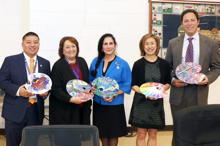 Students show gratitude to Great Neck BoE through crafty gifts