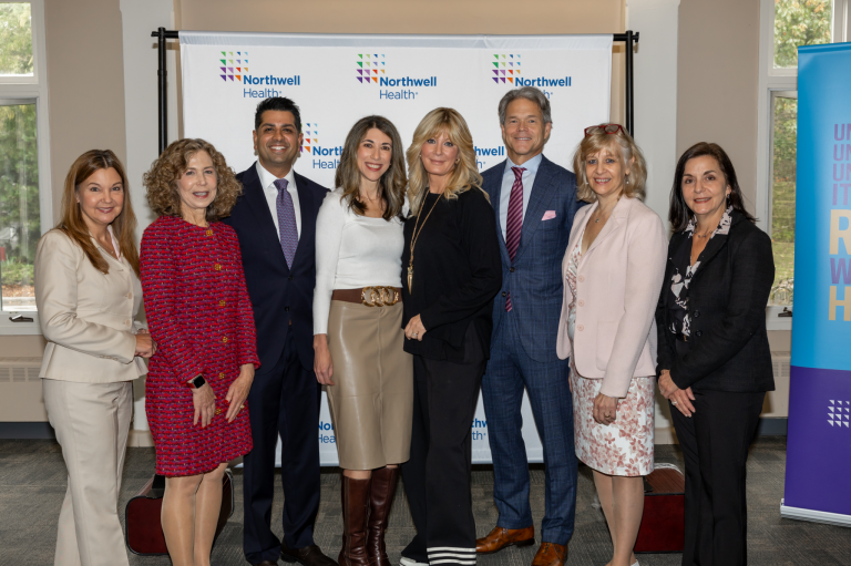Lifestyle icon Sandra Lee gets candid about her breast cancer diagnosis at Northwell education event