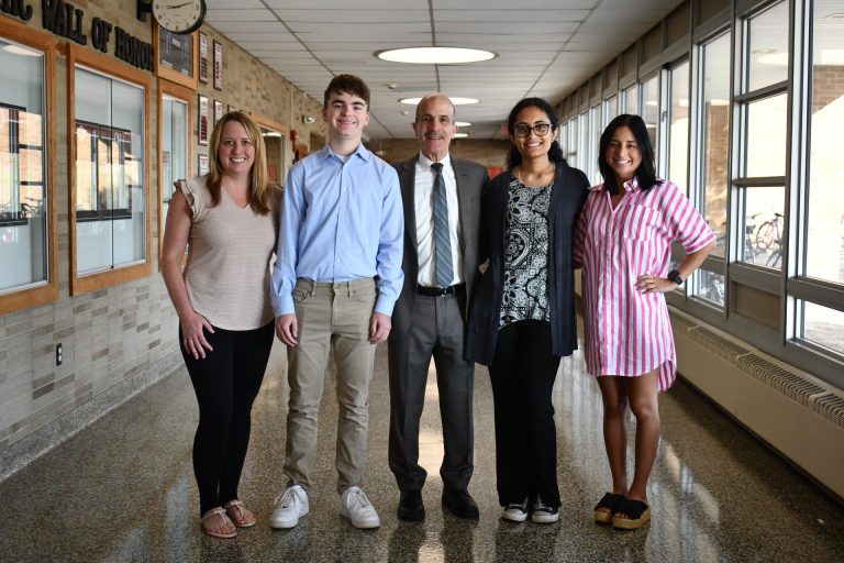 Mineola High School valedictorian and salutatorian announced
