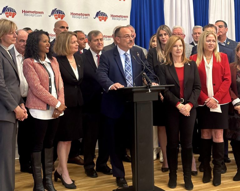 The red wave: Republicans celebrate victory in Nassau County The red wave: Republicans celebrate victory in Nassau County