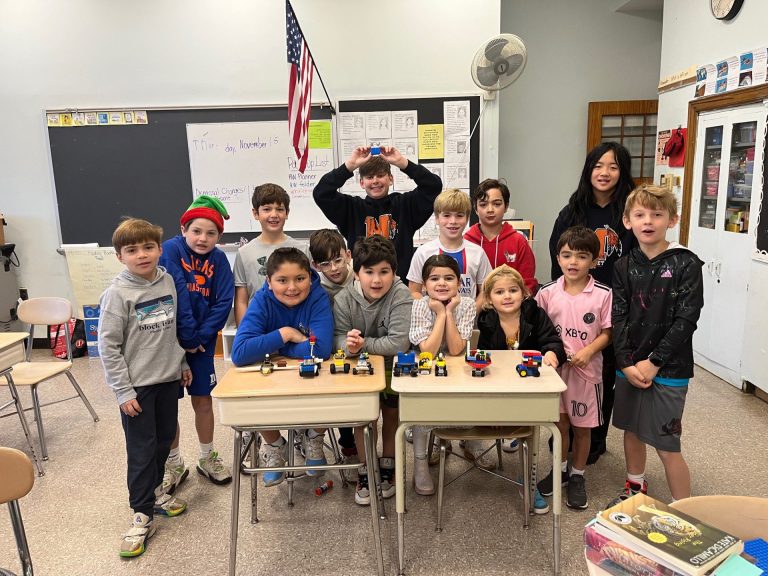 Lego Club inspires Manhasset students to think outside the box