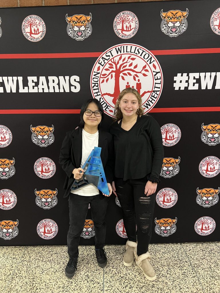 Wheatley students present science projects Wheatley students present science projects
