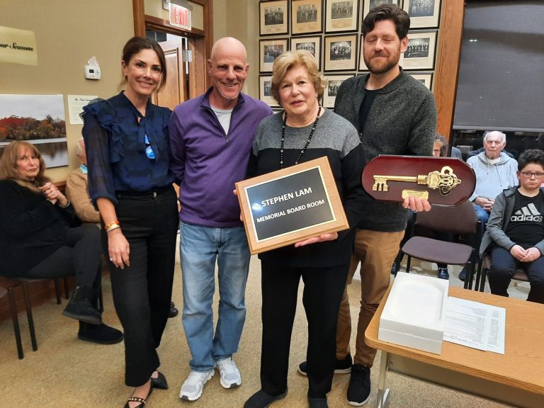 Lake Success renames boardroom after late Deputy Mayor Lam