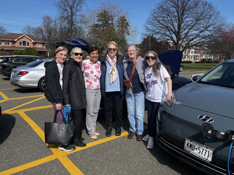 Reach Out America features electric vehicles Reach Out America features electric vehicles