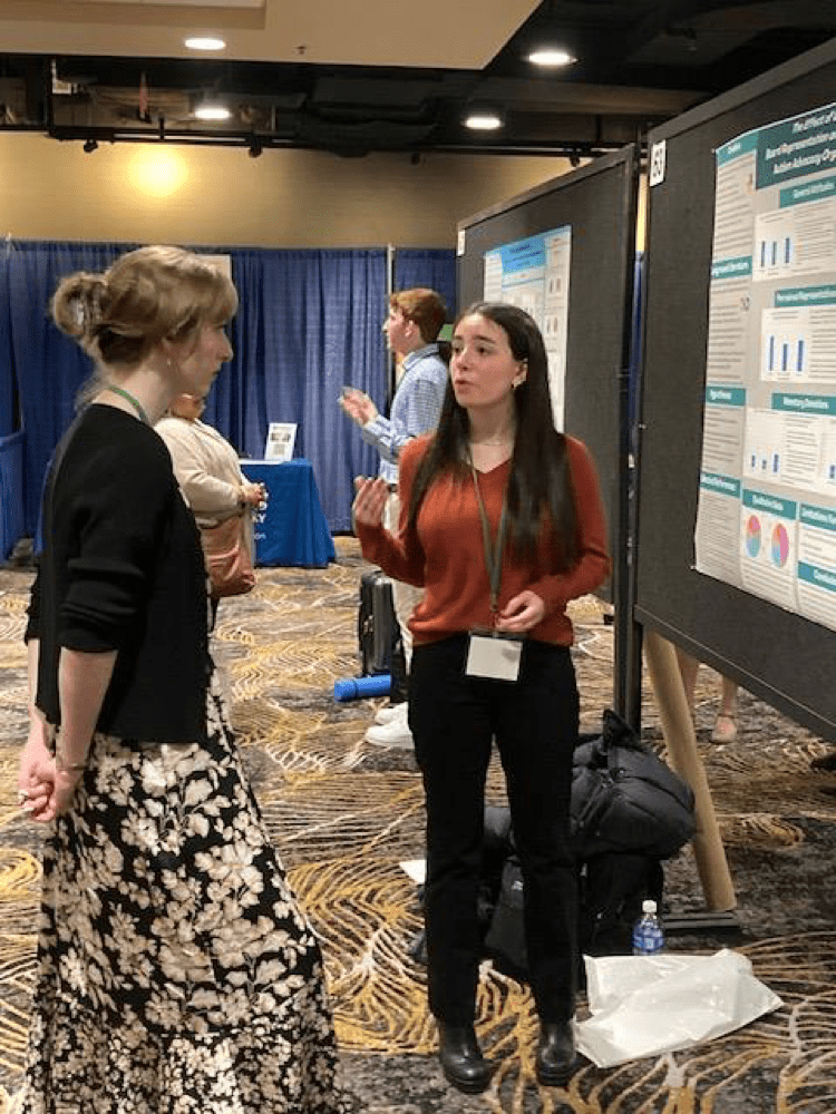 Roslyn High School students present at professional psychology conference