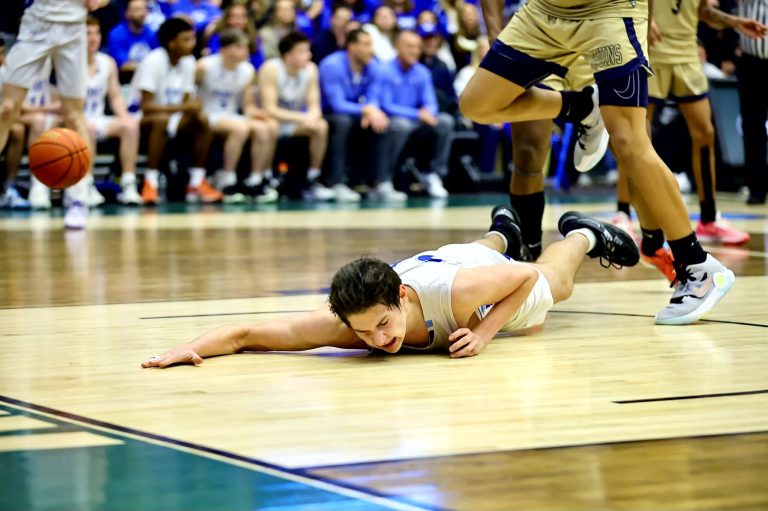 Port Washington boys lose county title game to Baldwin