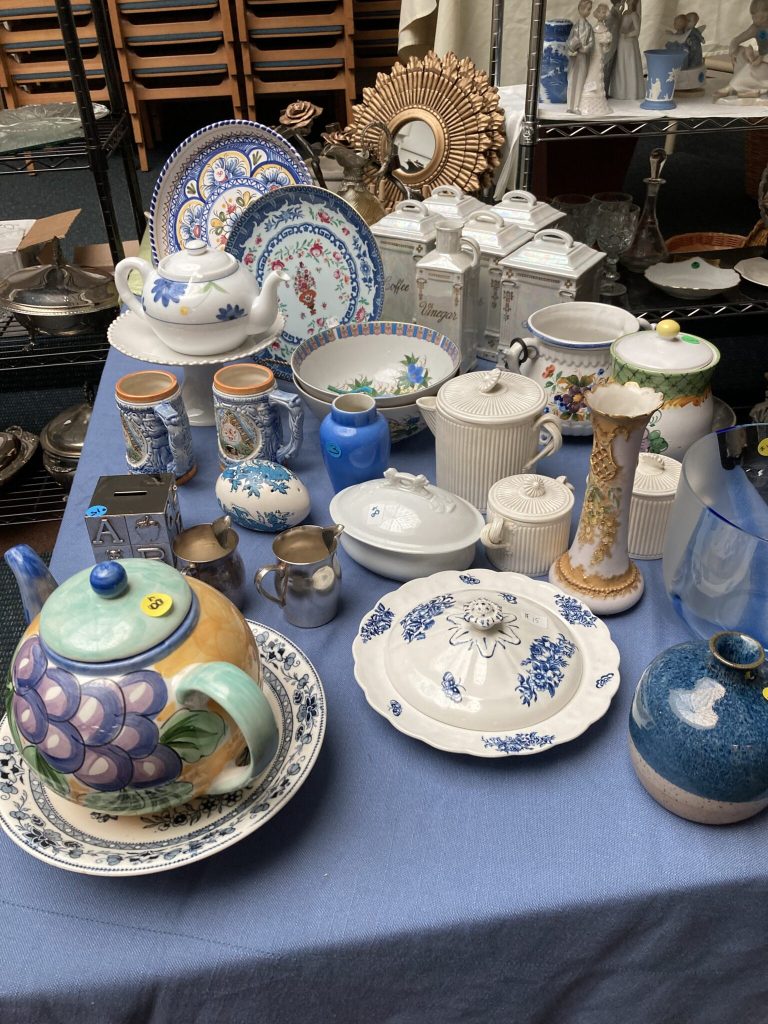 Fabulous Finds Bazaar at Temple Isaiah