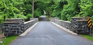 The Sands Point Bridge