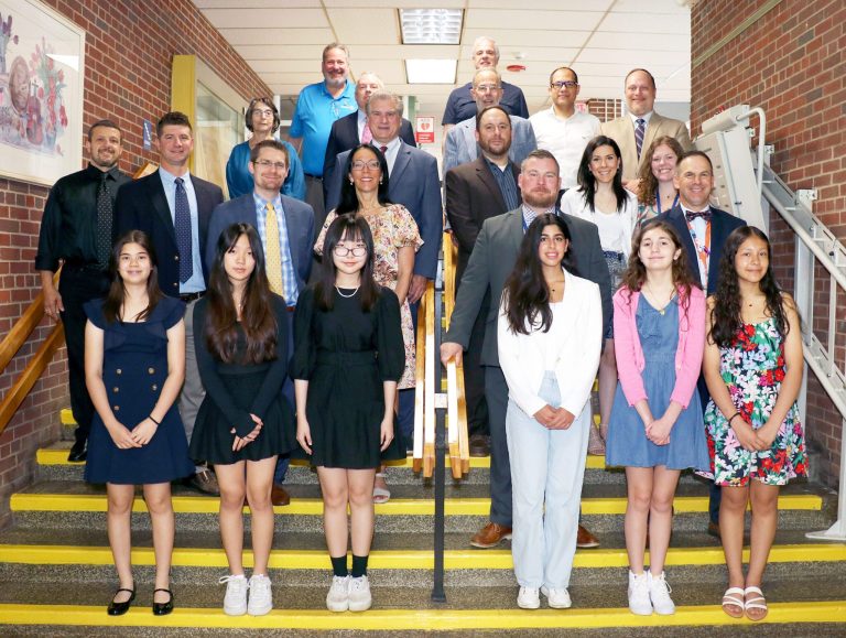 Rotary Club of Great Neck recognizes middle school students