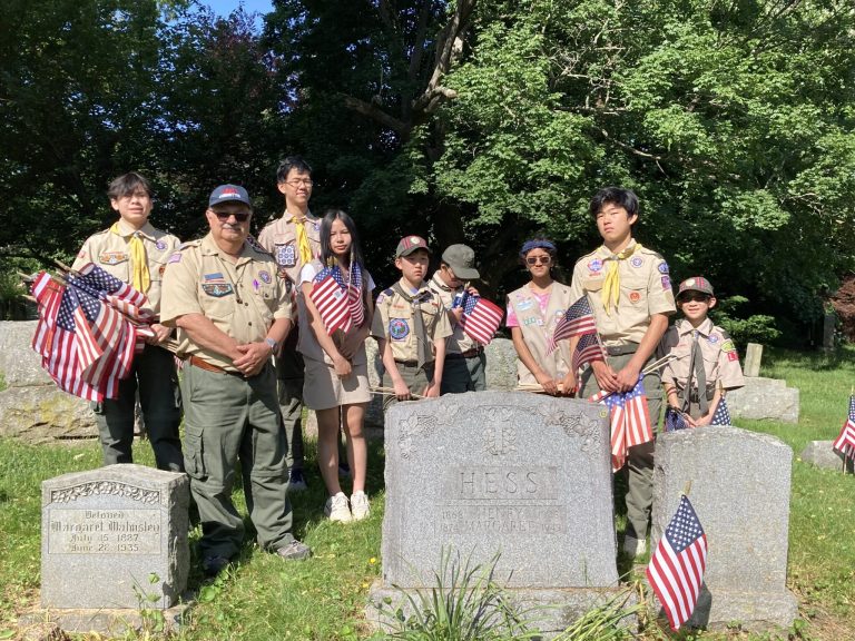 Great Neck Scouts commemorate Memorial Day