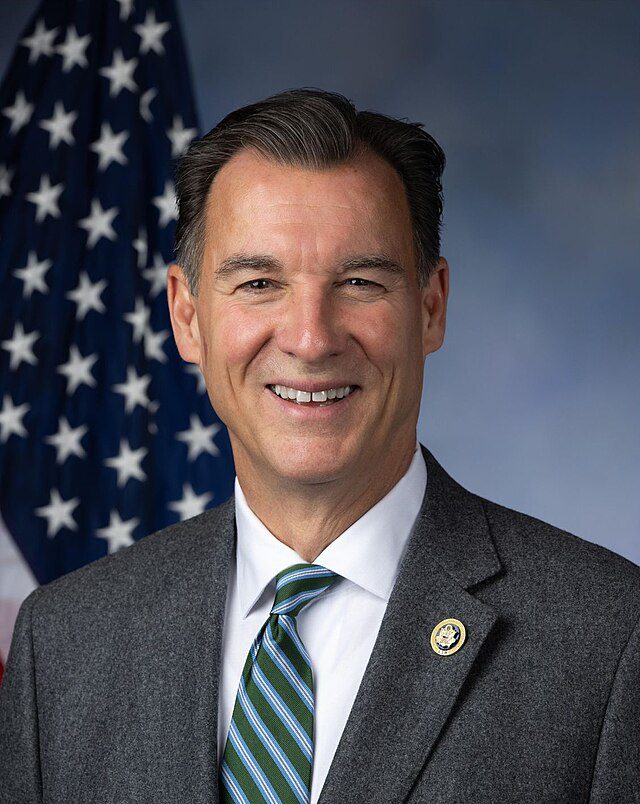 Nassau County, Glen Cove police endorse Rep. Tom Suozzi