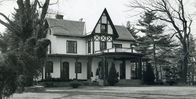 The history, charm, and intrigue of Roslyn Harbor’s Maynoll Estate