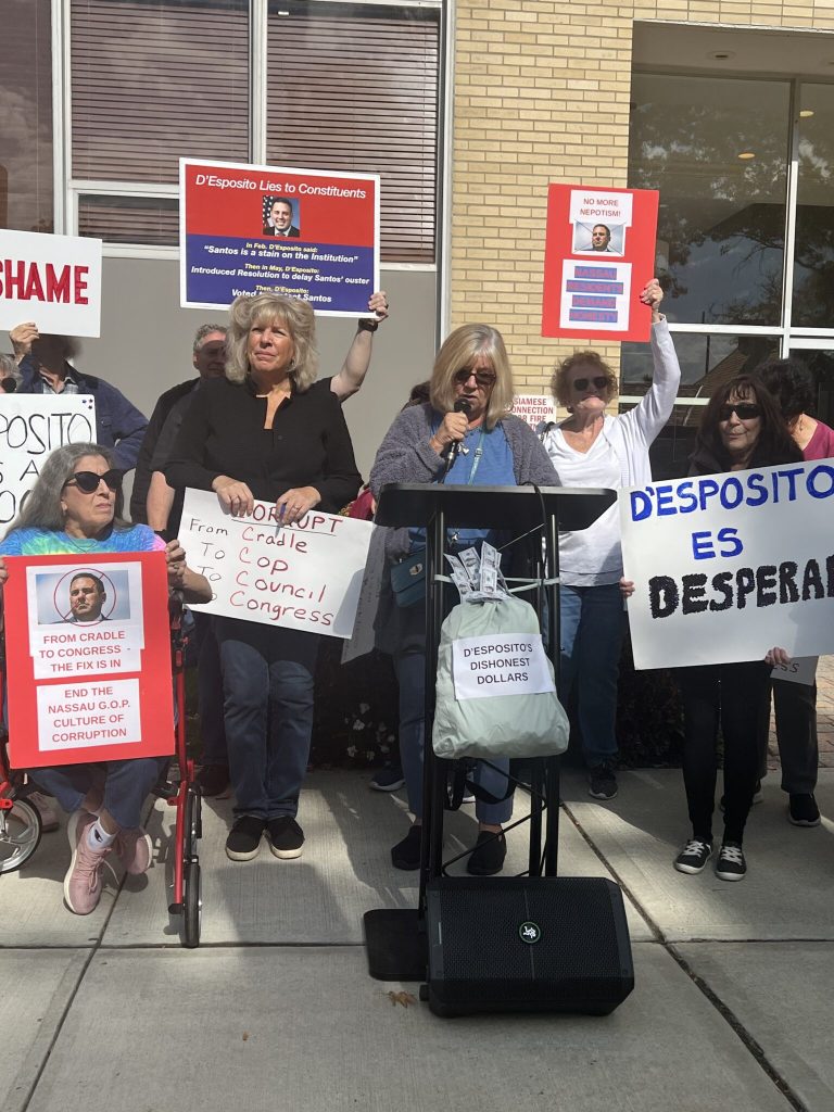 Neighbors ask for ‘expedited investigation’ of D’Esposito